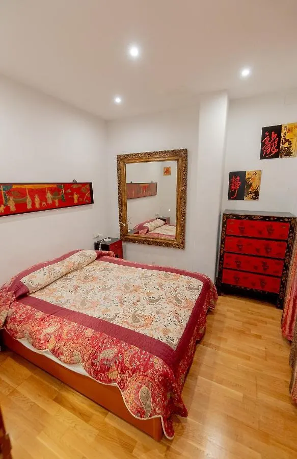 La Piramide Apartment Seville