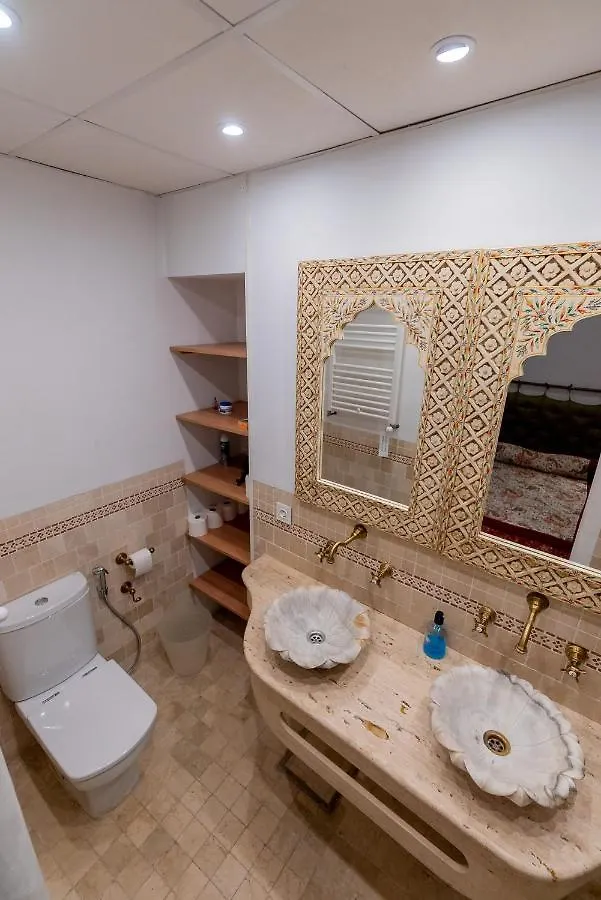 La Piramide Apartment Seville